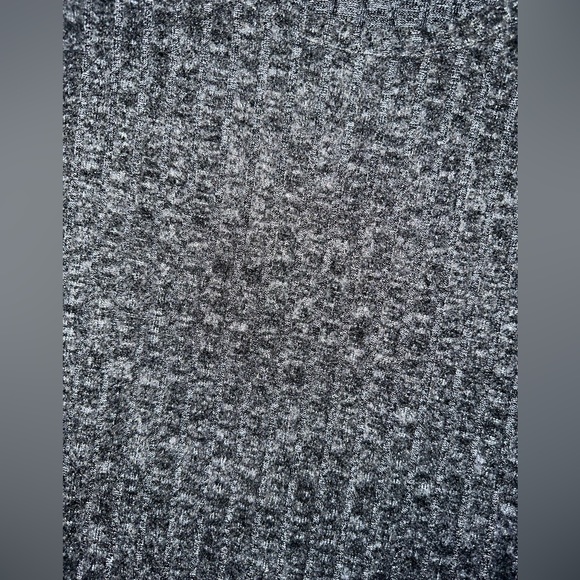 𝔾𝕣𝕒𝕪 𝕊𝕨𝕖𝕒𝕥𝕖𝕣 - Picture 2 of 2